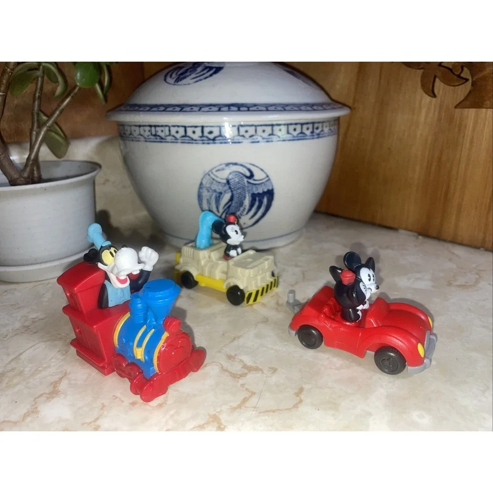 Walt‎ Disney World Dinosaur Mission Space Runaway Railway Plane Train Car Toys